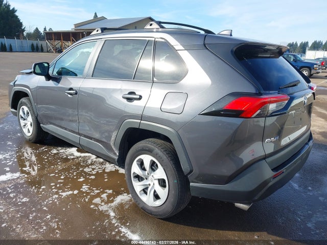 Toyota RAV4 LE 2021 2T3G1RFVXMW142831 Image 3