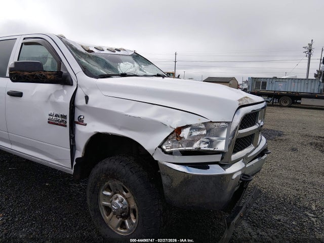 3C6UR5HL1HG518345 RAM 2500 Tradesman 4x4 8&#039; Box