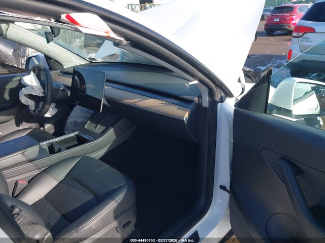 2022 TESLA MODEL Y 7SAYGDEE1NA009941 Photo 4