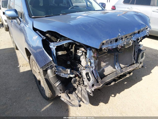 Subaru Forester 2.0xt Touring 2015 JF2SJGUC3FH806252 Image 18