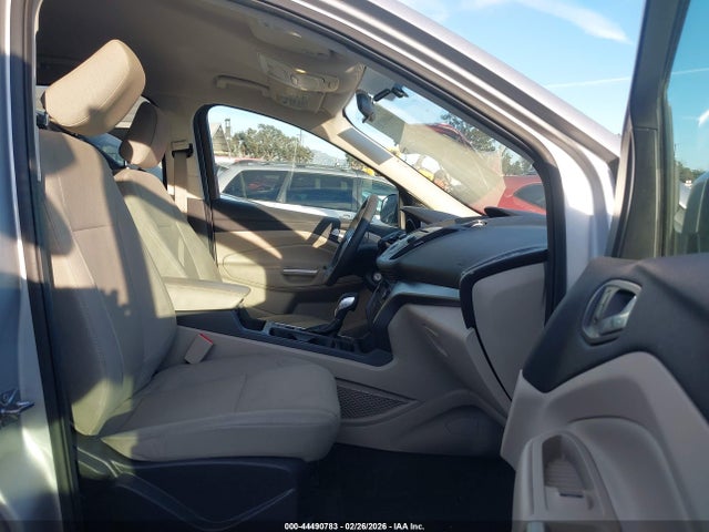 1FMCU0GD6JUA75771 Ford ESCAPE SE
