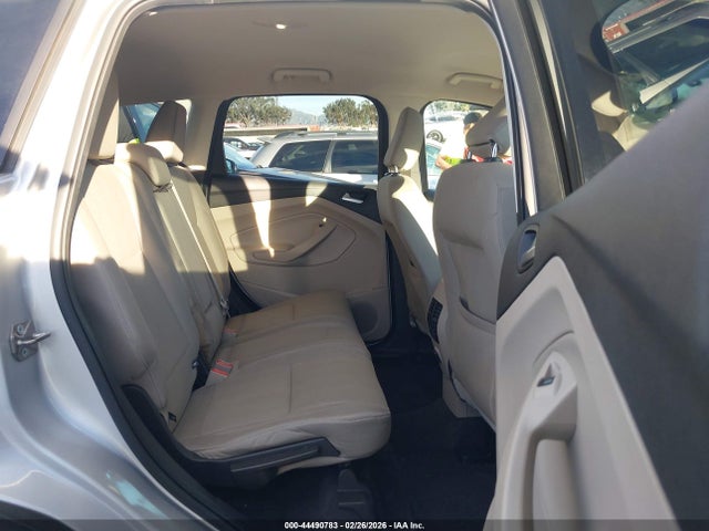 1FMCU0GD6JUA75771 Ford ESCAPE SE