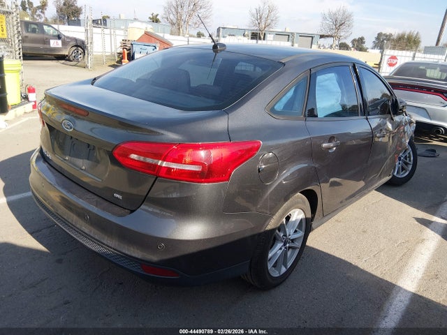 Ford FOCUS SE 2015 1FADP3F23FL369410 Image 4