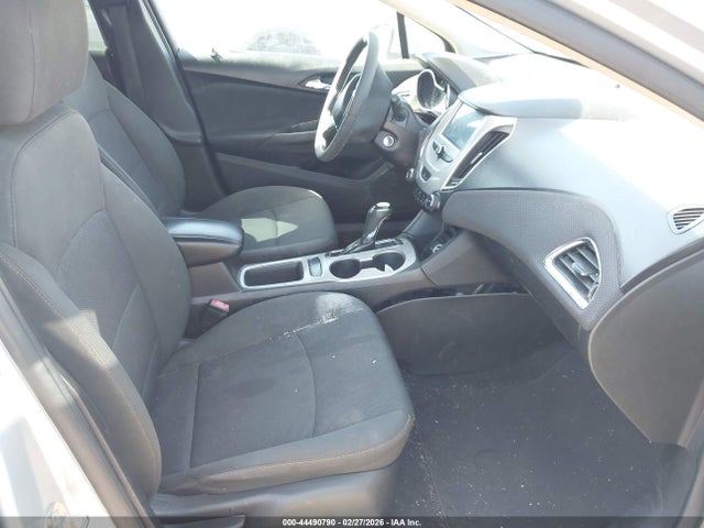 1G1BC5SM1J7134515 Chevrolet Cruze Ls Auto