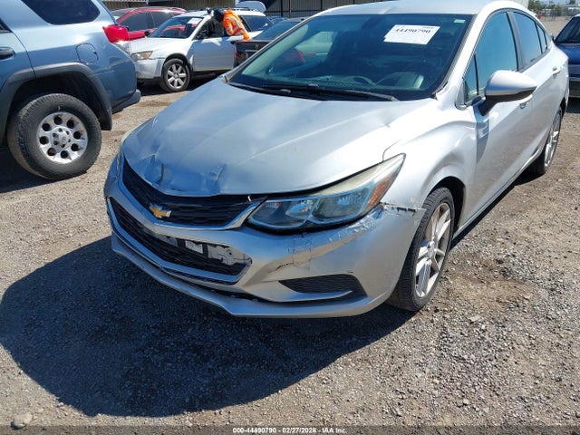 1G1BC5SM1J7134515 Chevrolet Cruze Ls Auto
