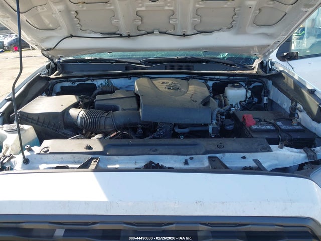 3TMCZ5AN7NM519772 Toyota Tacoma Trd Off Road