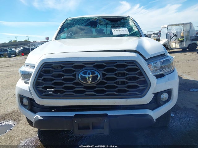 3TMCZ5AN7NM519772 Toyota Tacoma Trd Off Road