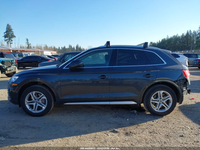 WA1ANAFY8K2099189 Audi Q5 45 Premium