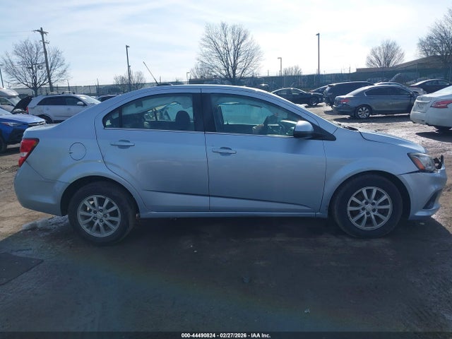 Aukcja sprzedaży 2017 Chevrolet Sonic Lt Auto, vin: 1G1JD5SH3H4107565, numer aukcji: 44490824
