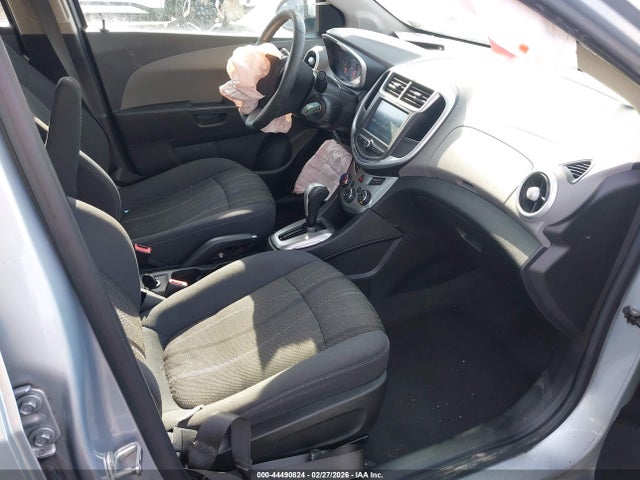 Aukcja sprzedaży 2017 Chevrolet Sonic Lt Auto, vin: 1G1JD5SH3H4107565, numer aukcji: 44490824