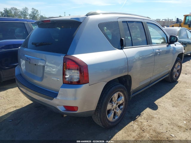 1C4NJCEA3FD198435 Jeep Compass Latitude