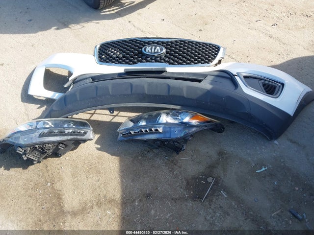 5XYPG4A34GG104909 KIA Sorento 2.4l Lx