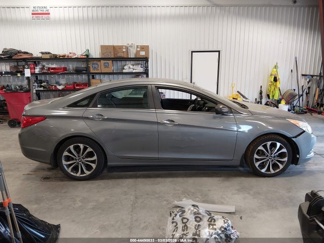 Продаж на аукціоні авто 2013 Hyundai Sonata Se 2.0t, vin: 5NPEC4AB5DH580777, номер лоту: 44490833