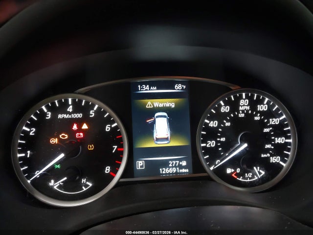 3N1AB7AP6HY393915 Nissan SENTRA SV