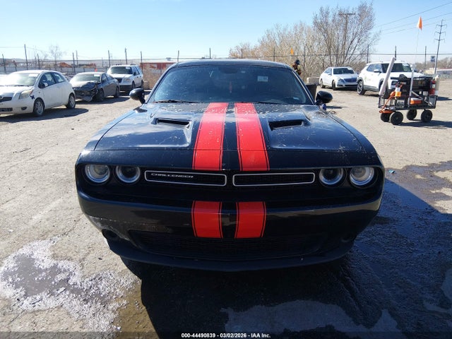 Продажа на аукционе авто 2023 Dodge Challenger Sxt, vin: 2C3CDZAG6PH586439, номер лота: 44490839