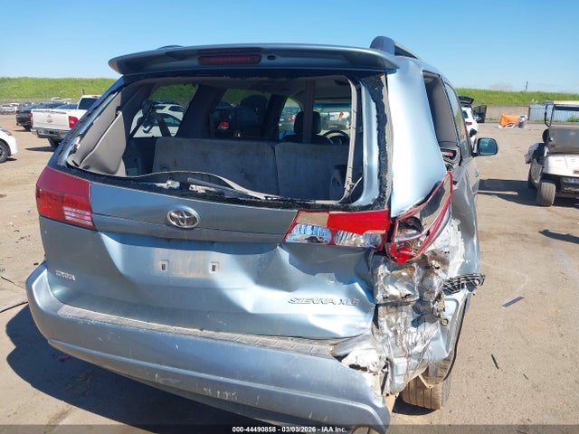2005 TOYOTA SIENNA 5TDZA22C25S325826 Photo 5