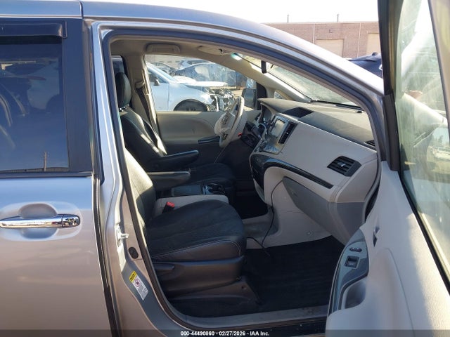 Toyota Sienna Se 8 Passenger 2014 5TDXK3DC4ES440306 Image 5