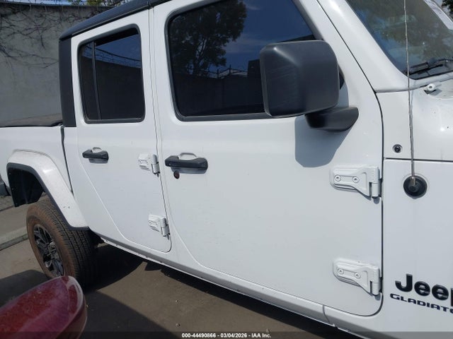 2022 Jeep Gladiator Altitude 4x4 მანქანა იყიდება აუქციონზე, vin: 1C6HJTAG5NL143553, აუქციონის ნომერი: 44490866