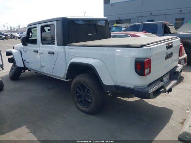 2022 Jeep Gladiator Altitude 4x4 მანქანა იყიდება აუქციონზე, vin: 1C6HJTAG5NL143553, აუქციონის ნომერი: 44490866