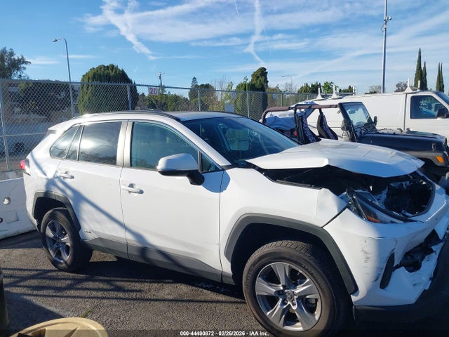 4T3RWRFV3RU131736 Toyota Rav4 Hybrid Xle