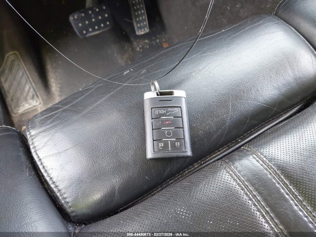 44490873 :رقم المزاد ، 3GYFNHE39DS645834 vin ، 2013 Cadillac Srx Performance Collection مزاد بيع