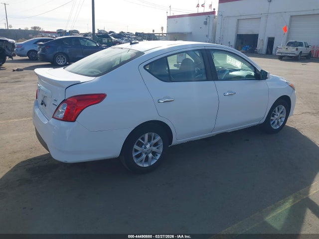 3N1CN7AP9JL862286 Nissan Versa 1.6 Sv