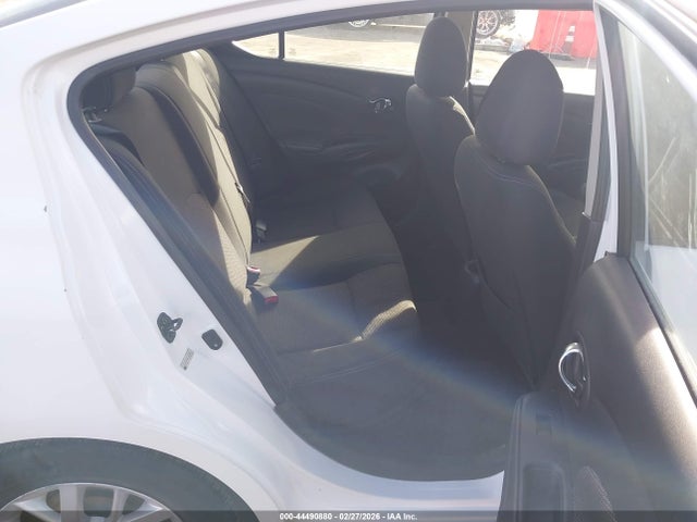 3N1CN7AP9JL862286 Nissan Versa 1.6 Sv