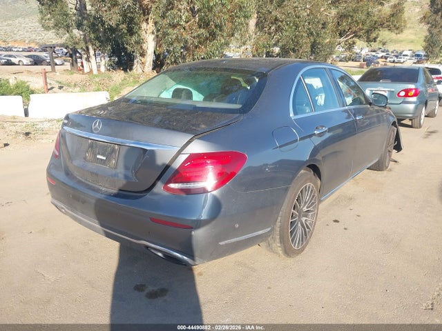 2017 MERCEDES-BENZ E 300 WDDZF4JB8HA067535 Photo 3