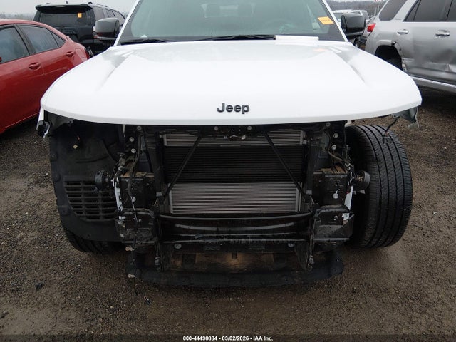 2025 Jeep Grand Cherokee L Altitude X 4x4 მანქანა იყიდება აუქციონზე, vin: 1C4RJKAG6S8669972, აუქციონის ნომერი: 44490884