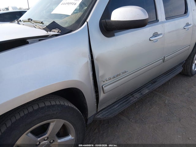 2013 Gmc Yukon Xl 1500 Slt მანქანა იყიდება აუქციონზე, vin: 1GKS2KE7XDR174460, აუქციონის ნომერი: 44490916