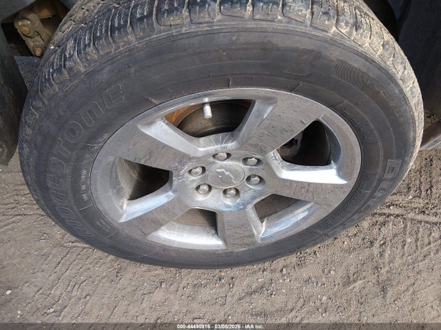 2013 Gmc Yukon Xl 1500 Slt მანქანა იყიდება აუქციონზე, vin: 1GKS2KE7XDR174460, აუქციონის ნომერი: 44490916
