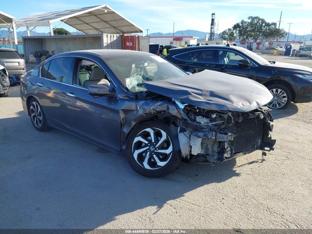 2016 HONDA ACCORD 1HGCR3F80GA025813