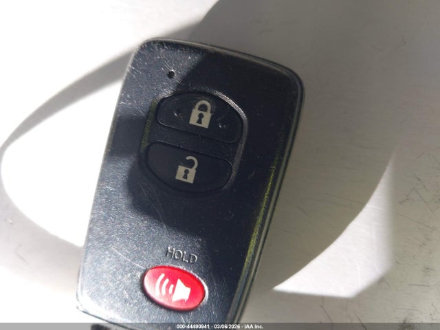 Toyota Prius Three 2015 JTDKN3DU7F1939917 Image 11