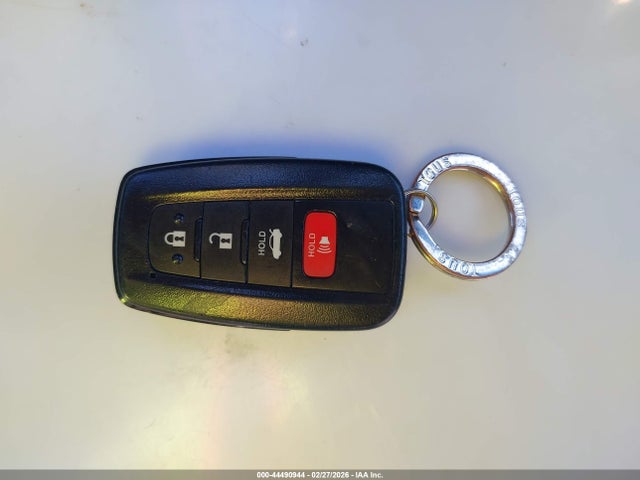 4T1M11AK6LU510415 Toyota CAMRY SE