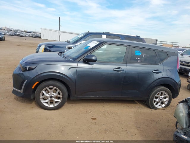 KNDJ23AU9P7880330 KIA SOUL LX