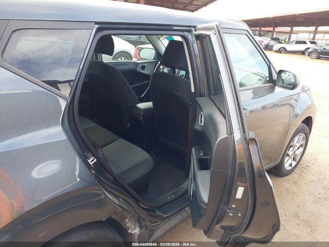 KNDJ23AU9P7880330 KIA SOUL LX