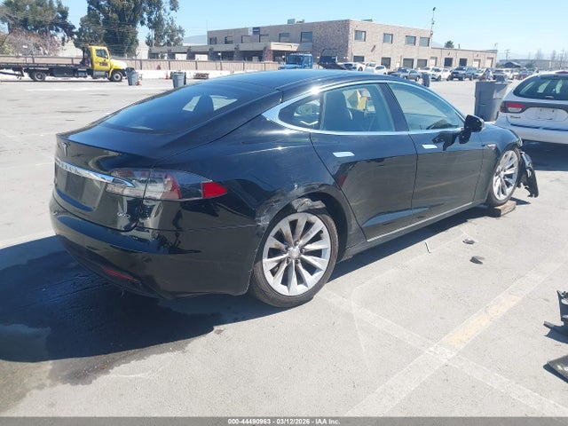 2016 TESLA MODEL S 5YJSA1E23GF136933 Photo 3