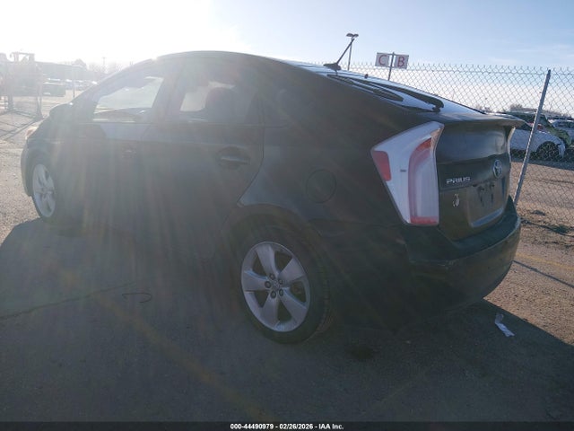 Toyota Prius Five 2014 JTDKN3DU3E1807557 Image 3