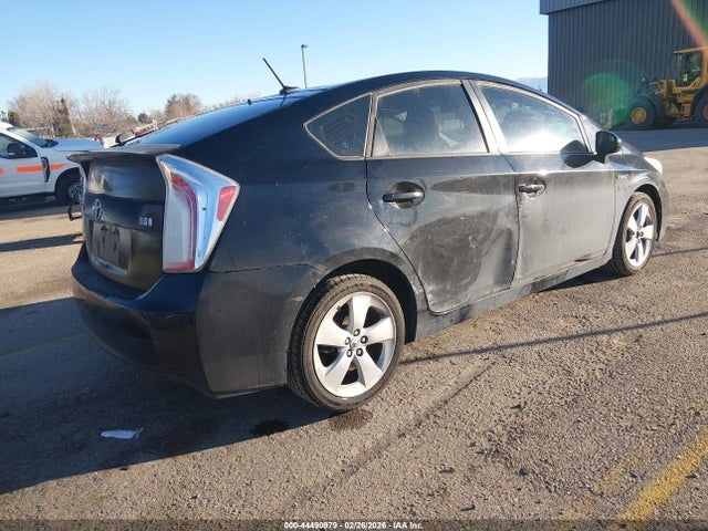 Toyota Prius Five 2014 JTDKN3DU3E1807557 Image 4