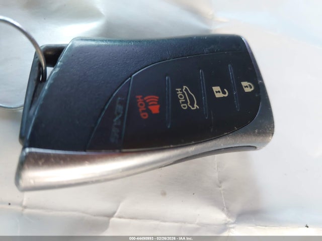 Lexus ES 300H 2020 58AD21B12LU009565 Image 11