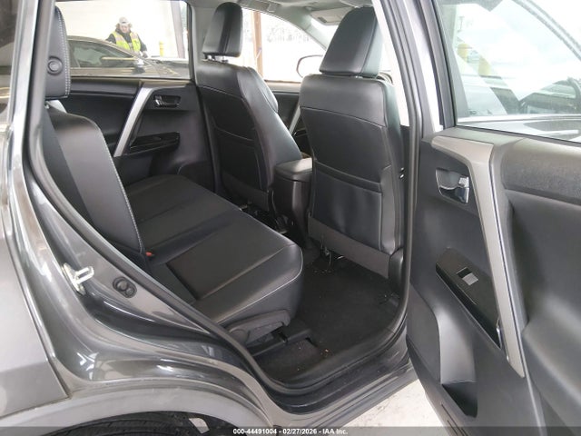 Toyota Rav4 Limited 2016 2T3DFREV2GW516214 Image 8