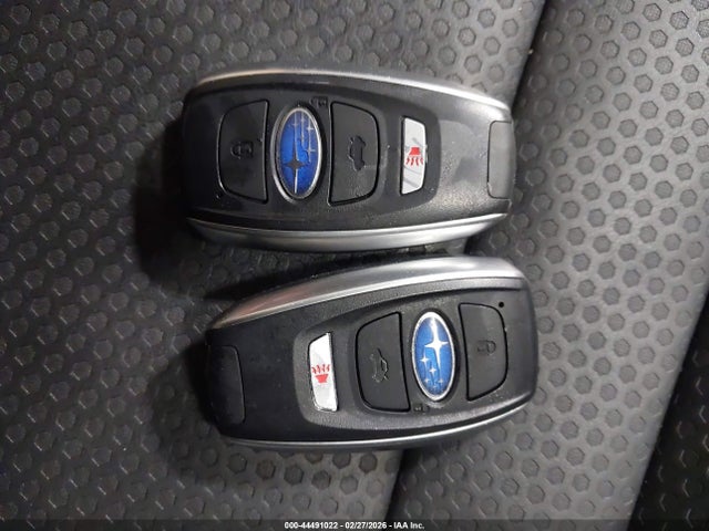 4S4GUHU64T3704331 Subaru Crosstrek Wilderness