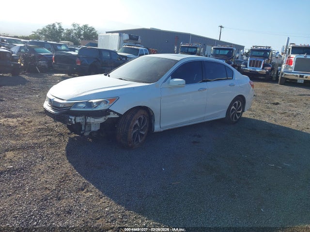 Aukcja sprzedaży 2017 Honda Accord Ex-l V6, vin: 1HGCR3F02HA002948, numer aukcji: 44491027