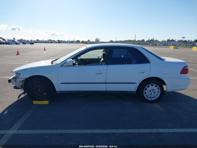 Продажа на аукционе авто 1999 Honda Accord Lx, vin: 1HGCG554XXA141407, номер лота: 44491030
