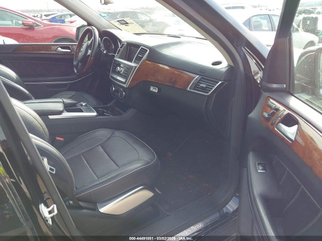 2013 MERCEDES-BENZ GL 550 4JGDF7DE3DA116674 Photo 4
