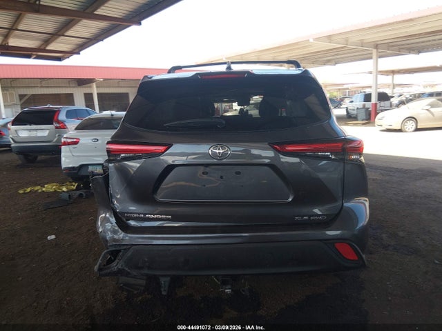 5TDGZRBH8LS045460 Toyota Highlander Xle