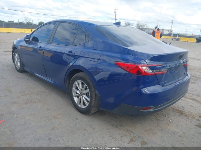 Toyota CAMRY LE 2025 4T1DAACK1SU112685 Image 3