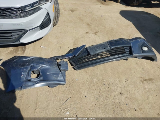 5YFBURHE7FP253607 Toyota Corolla S Plus