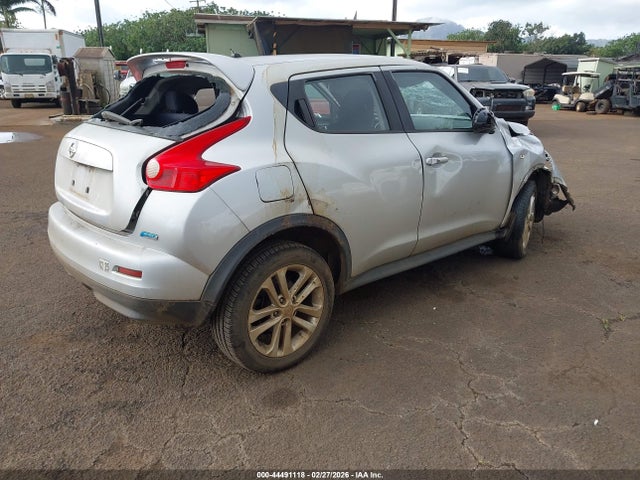 Nissan JUKE S 2014 JN8AF5MR8ET361110 Image 4