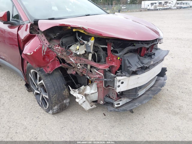 JTNKHMBX2K1014414 Toyota C-HR XLE
